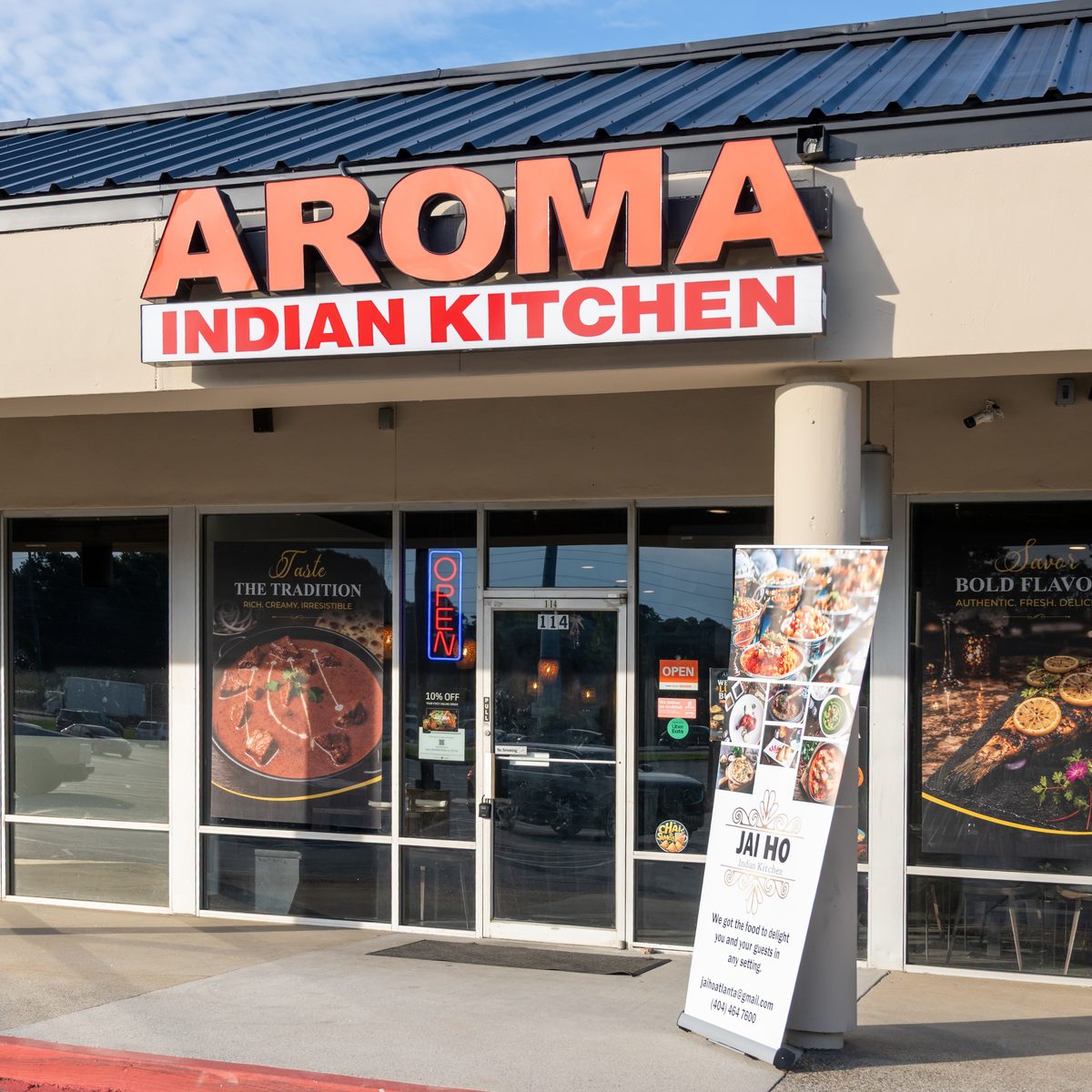 Welcome to Aroma Indian Kitchen